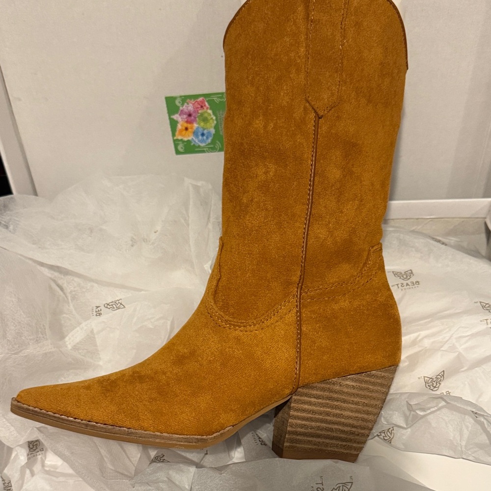 BEAST FASHION Mustard Heeled Boots